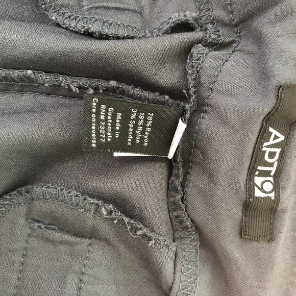 Apt. 9 Business Capris Size 22W - Picture 5 of 8